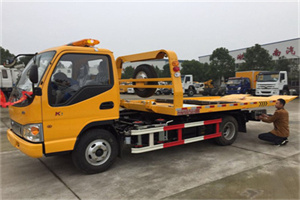 吴兴区哪里有拖车服务