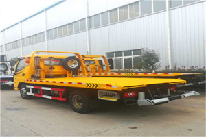 吴兴区附近拖车救援搭电